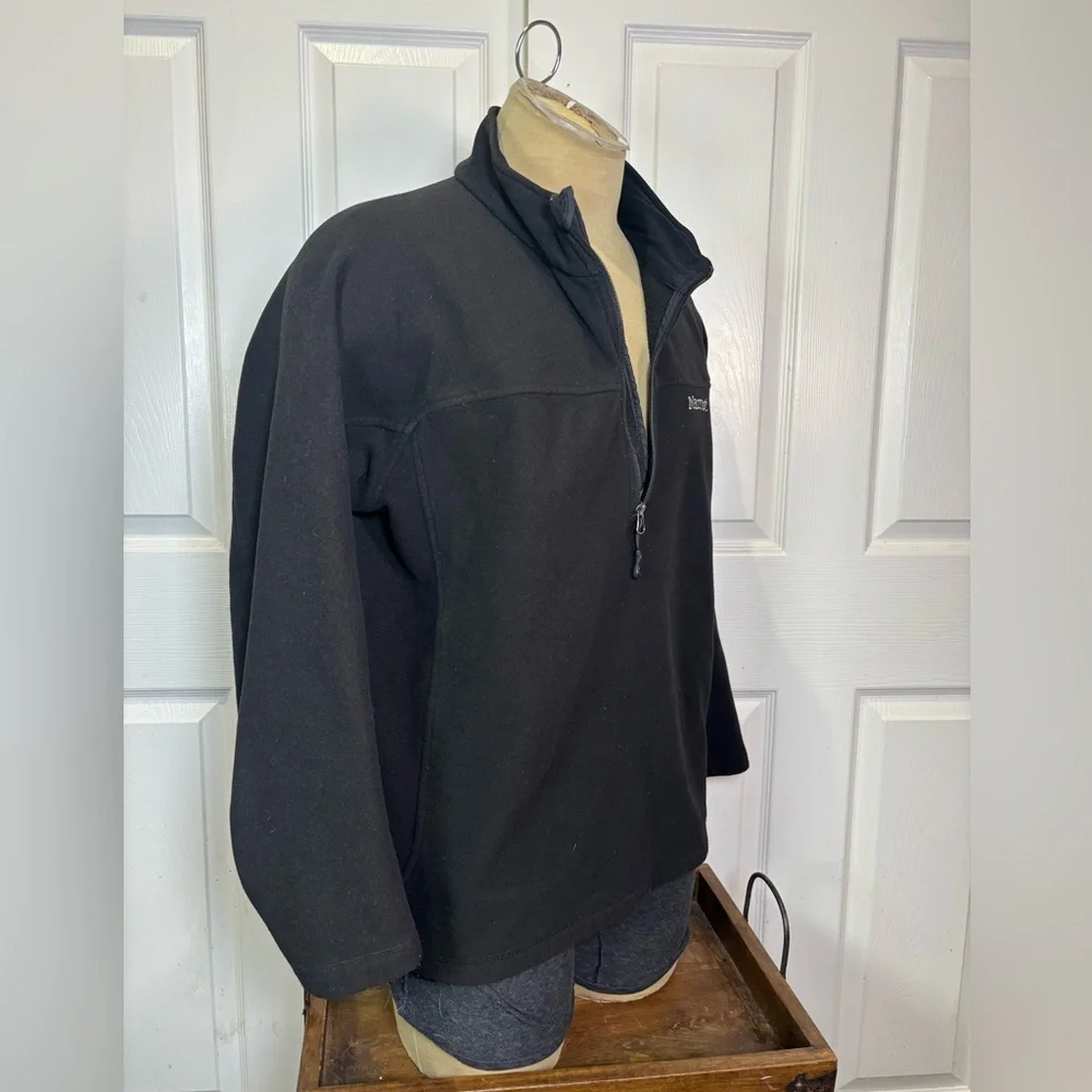 Marmot Men's Black 1/2 zip pullover jacket